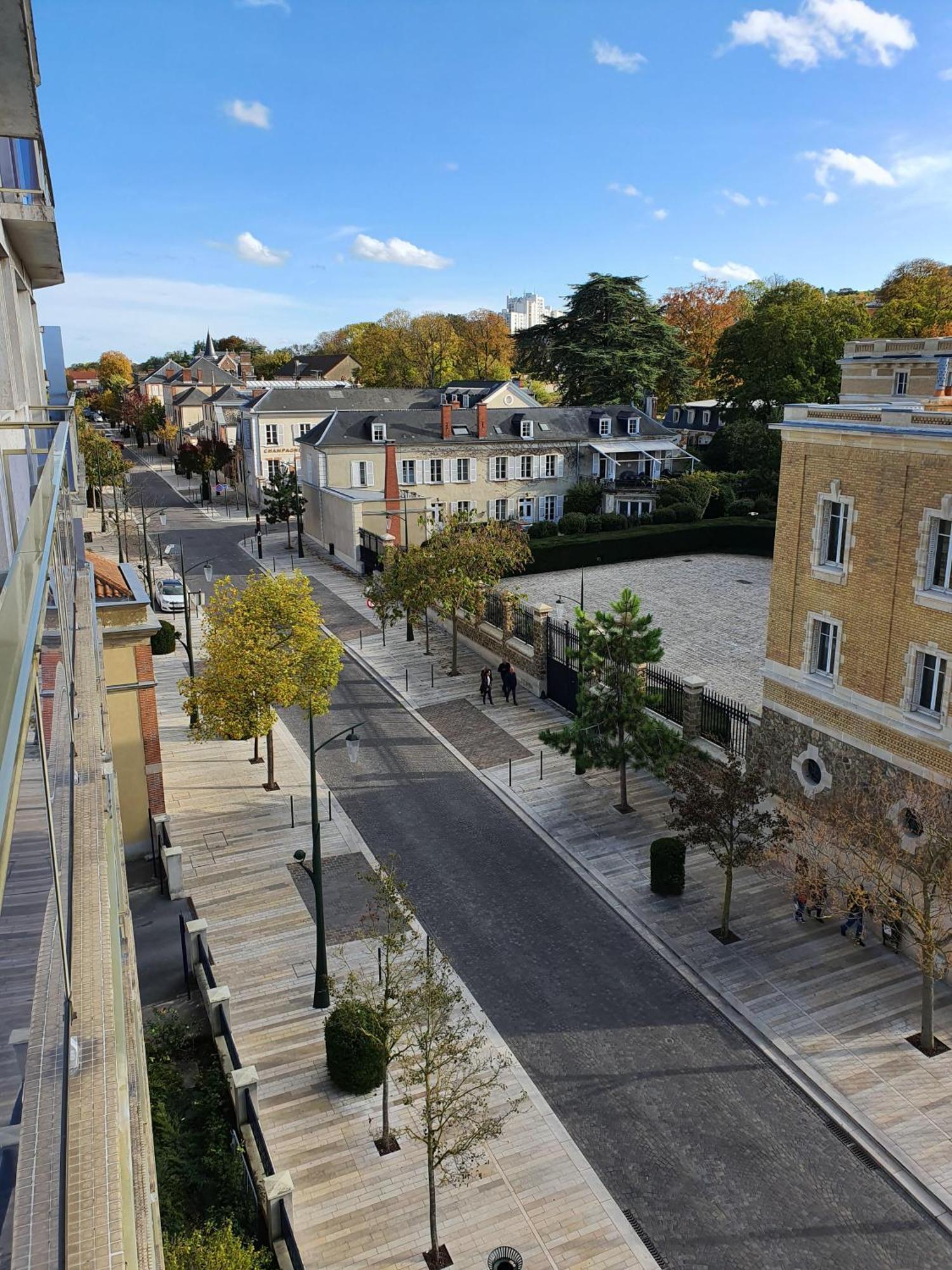 דירות L'Epopee Panoramique - Parking - Avenue De Champagne - Épernay חדר תמונה